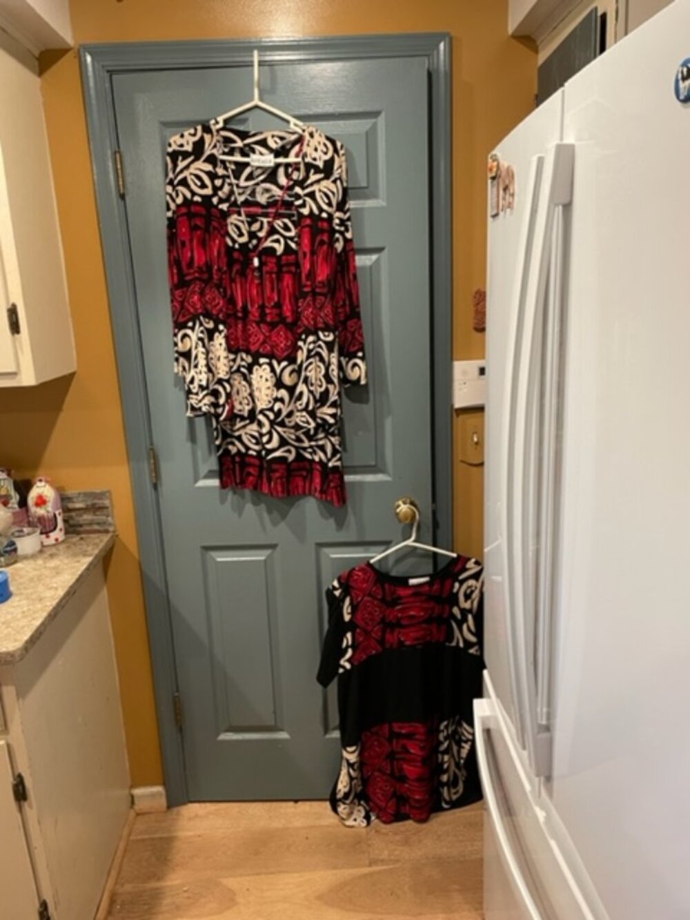 Vintage Mikaela New York black/red, white 3 piece boho skirt suit M, exc. cond